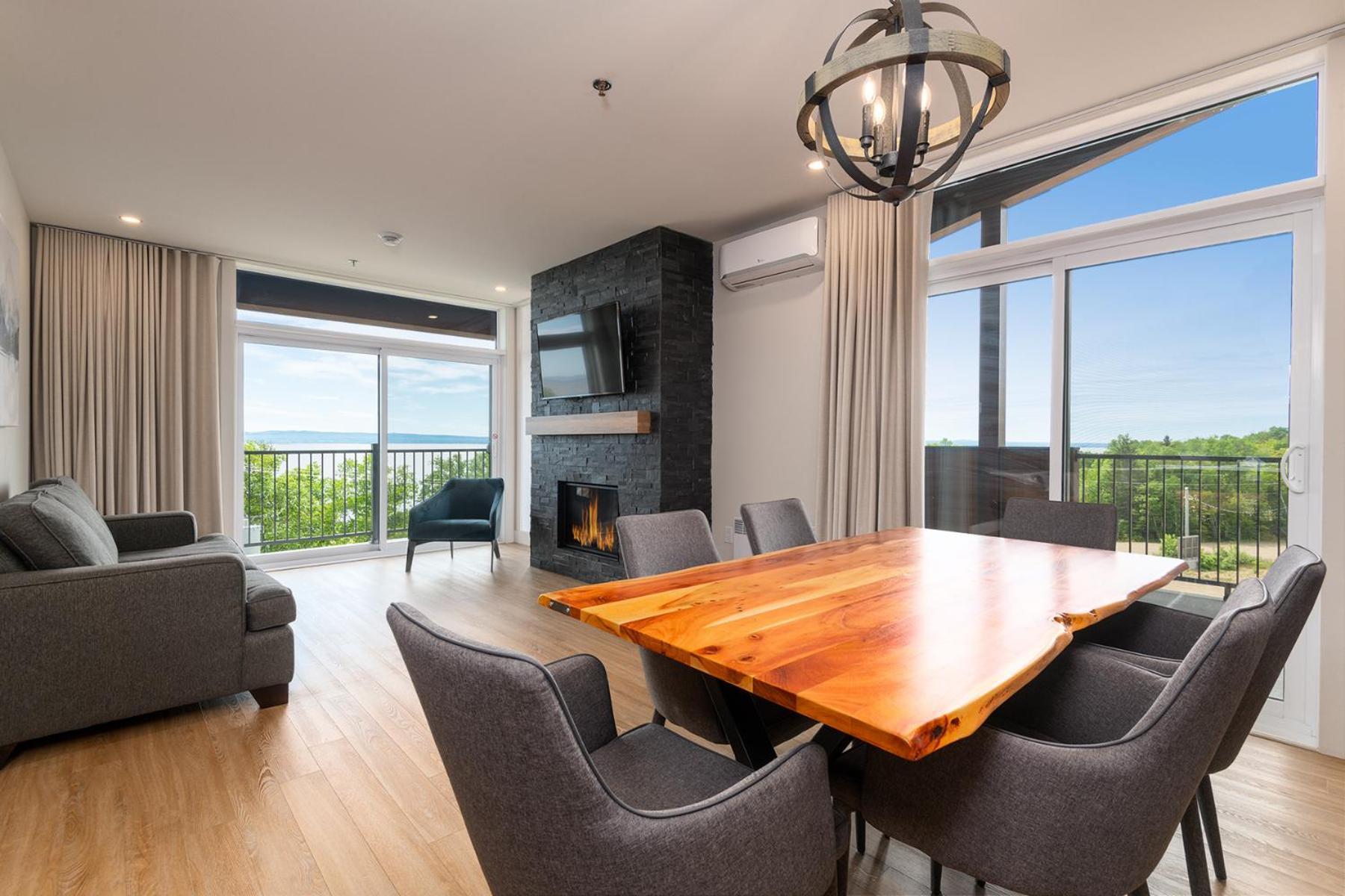Les Appartements Du Massif De Charlevoix بيتيت ريفري ساينت فرانكويس المظهر الخارجي الصورة